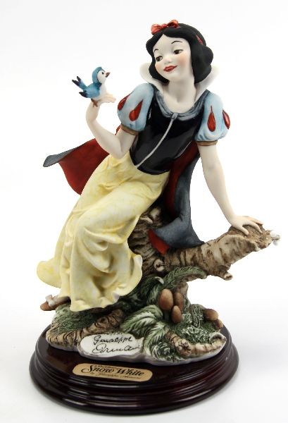 Giuseppe Armani Snow White